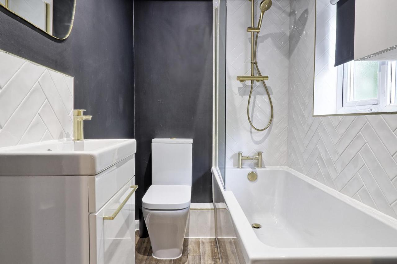 Southend Comfort Suite - Southend Stays Екстер'єр фото