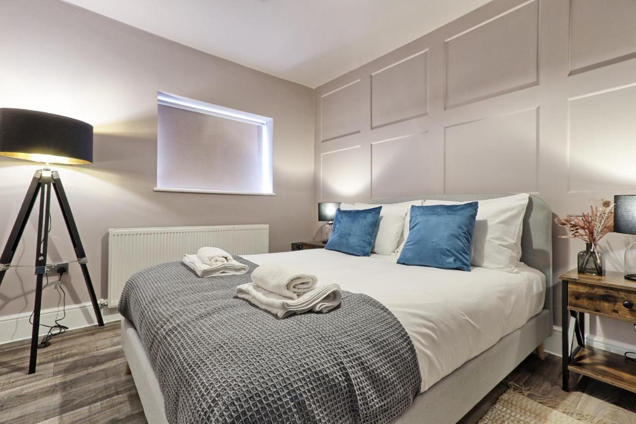 Southend Comfort Suite - Southend Stays Екстер'єр фото