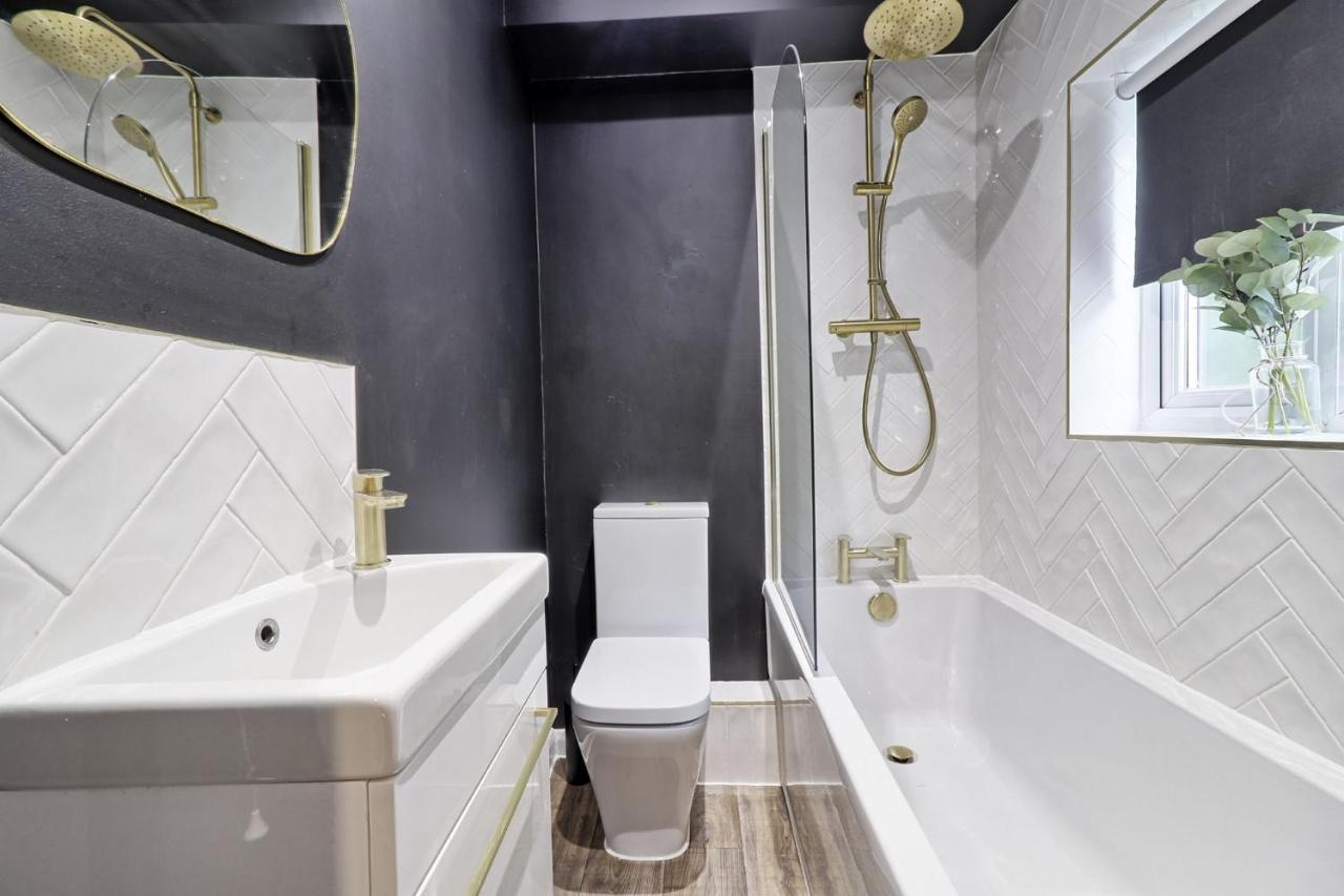 Southend Comfort Suite - Southend Stays Екстер'єр фото